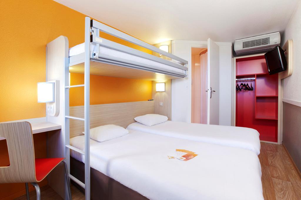 Premiere Classe Toulouse Sesquieres Quarto foto